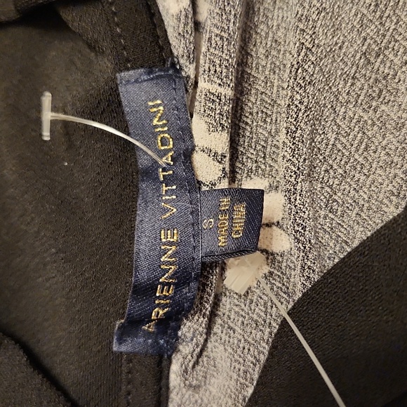 NWT Top Size Small - Picture 2 of 2